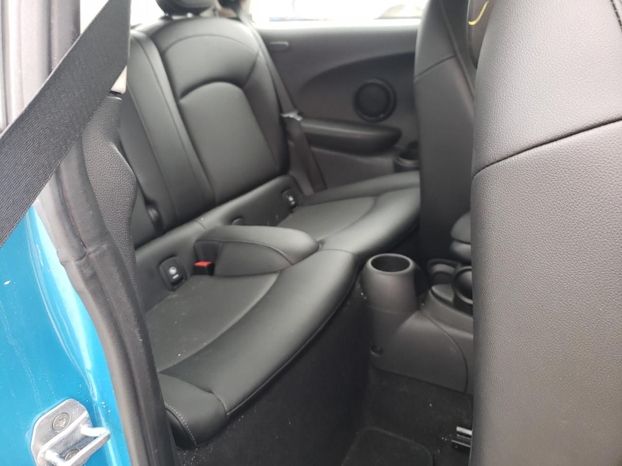 Photo 6 from auction – 2017 MINI COOPER with VIN WMWXP5C35H3C63995