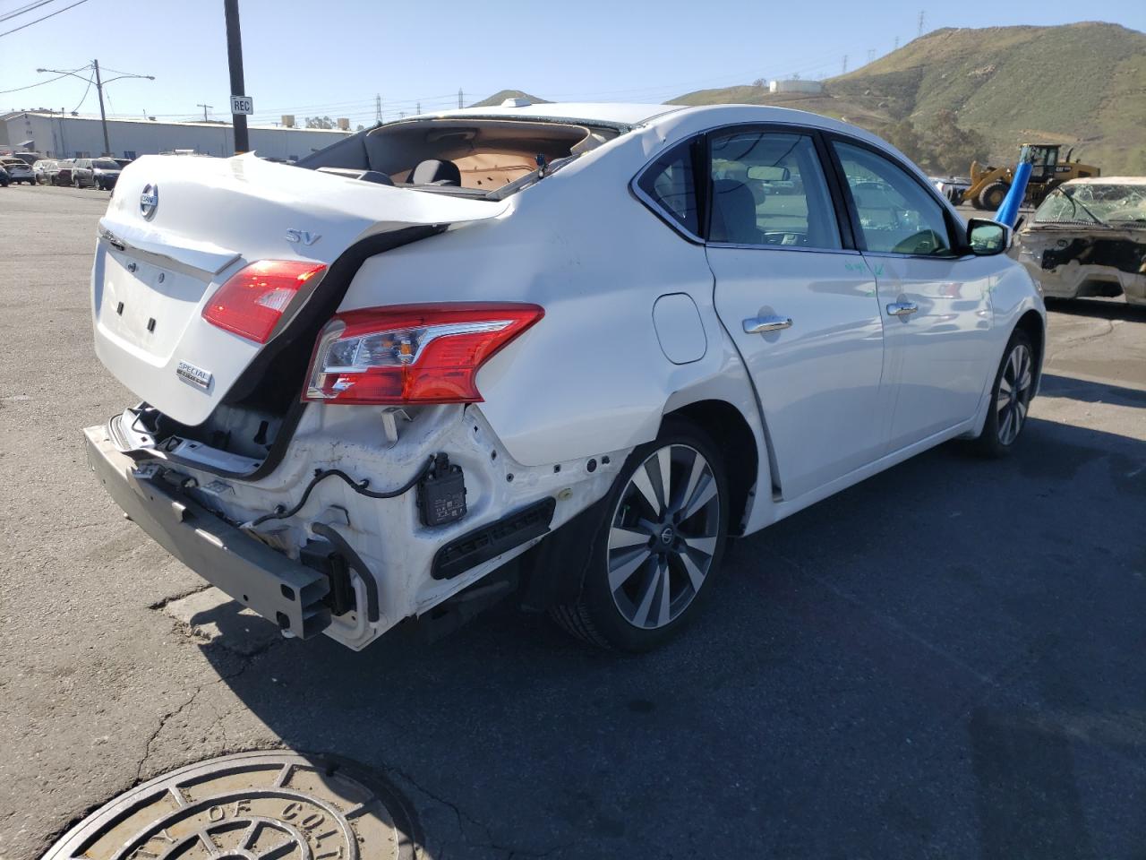 Photo 4 from auction – 2019 NISSAN SENTRA S with VIN 3N1AB7AP1KY209116