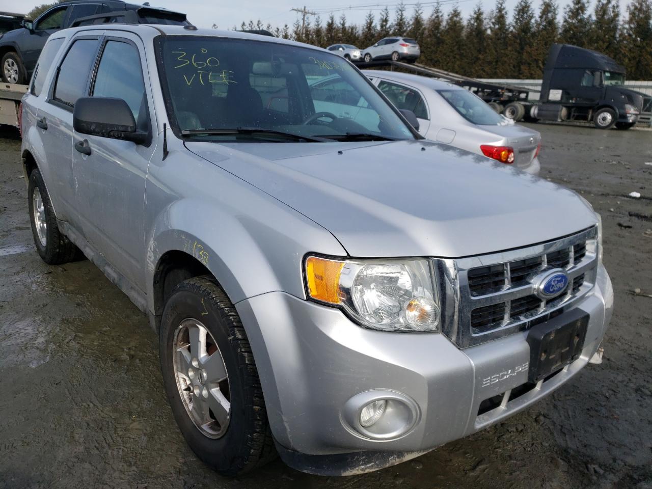 FORD ESCAPE XLT 2011 with VIN 1FMCU0D72BKC21286 - Photo from auction