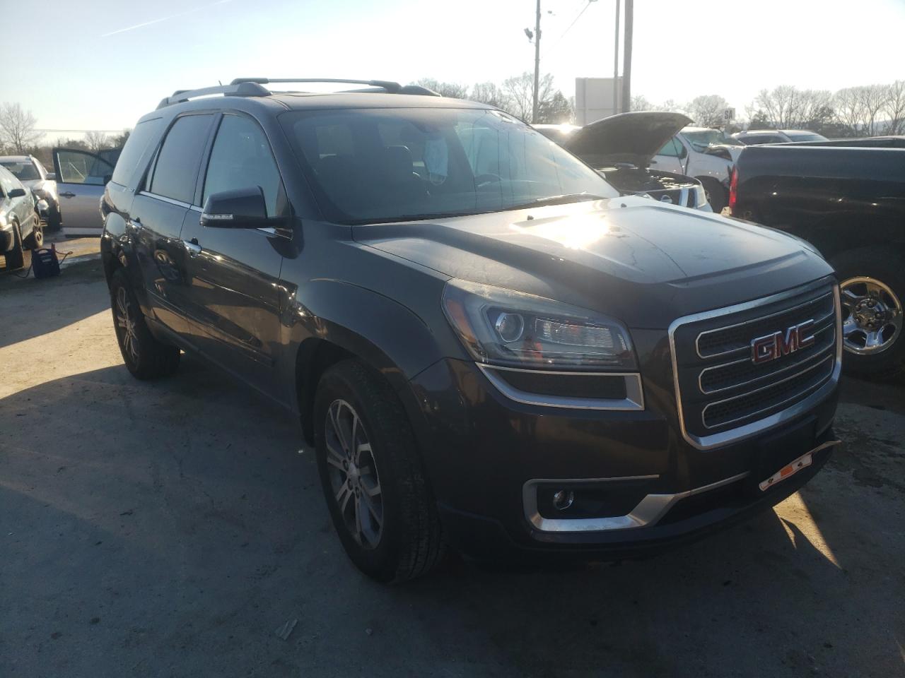 GMC ACADIA SLT 2015 with VIN 1GKKVRKDXFJ362147 - Photo from auction