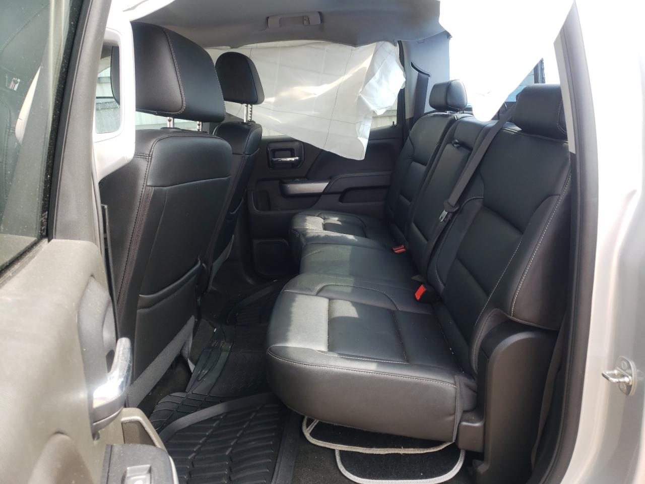 Photo 6 from auction – 2018 CHEVROLET SILVERADO with VIN 3GCUKREC1JG449476