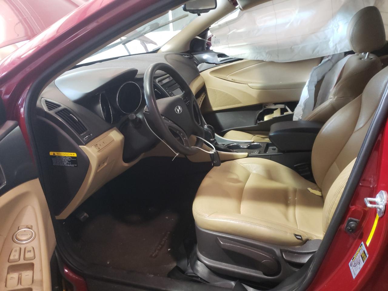 Photo 5 from auction – 2014 HYUNDAI SONATA HYB with VIN KMHEC4A46EA110005