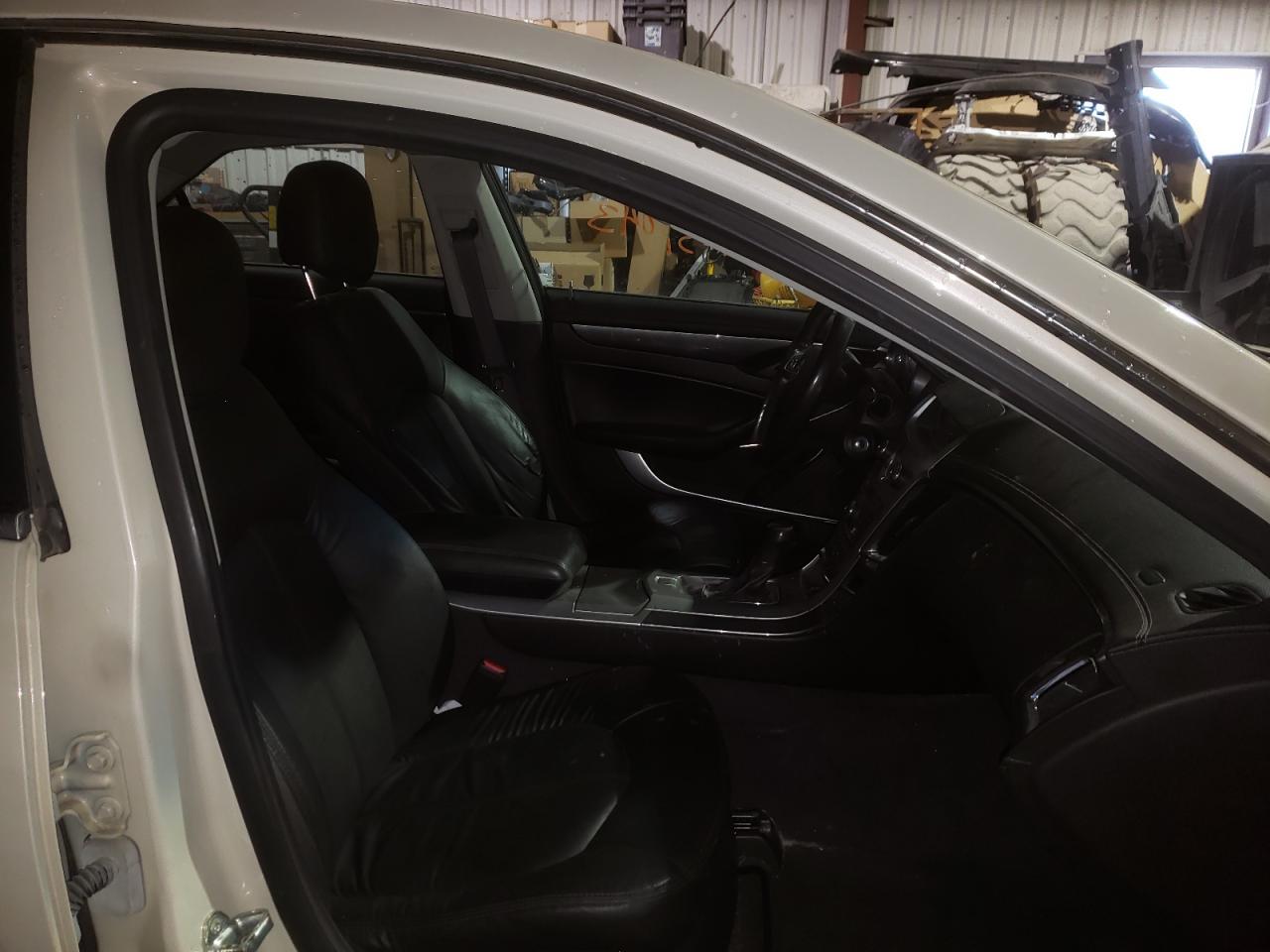 Photo 5 from auction – 2010 CADILLAC CTS with VIN 1G6DA5EG8A0145521