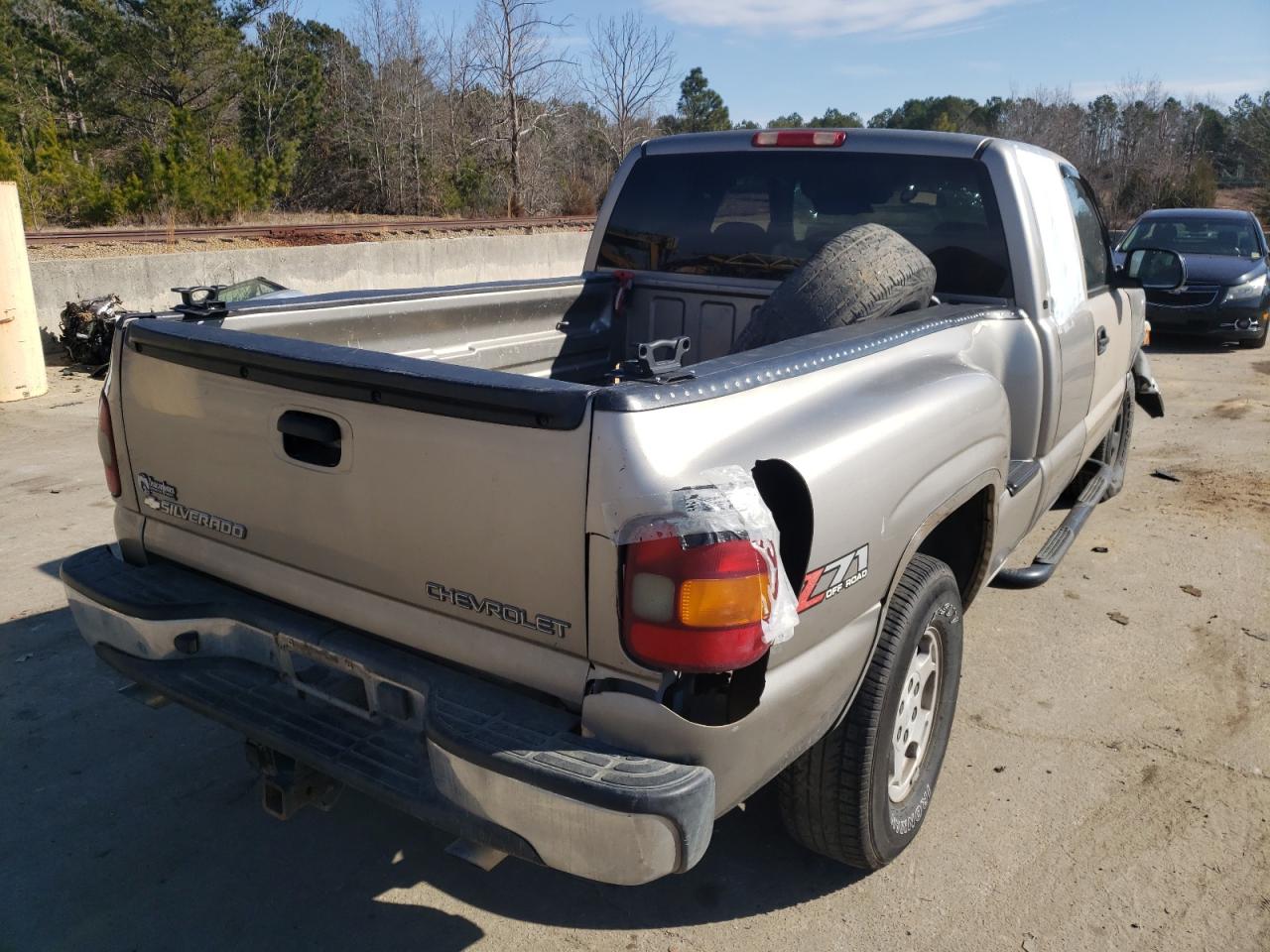 Photo 4 from auction – 2003 CHEVROLET SILVERADO with VIN 1GCEK19T53Z294918