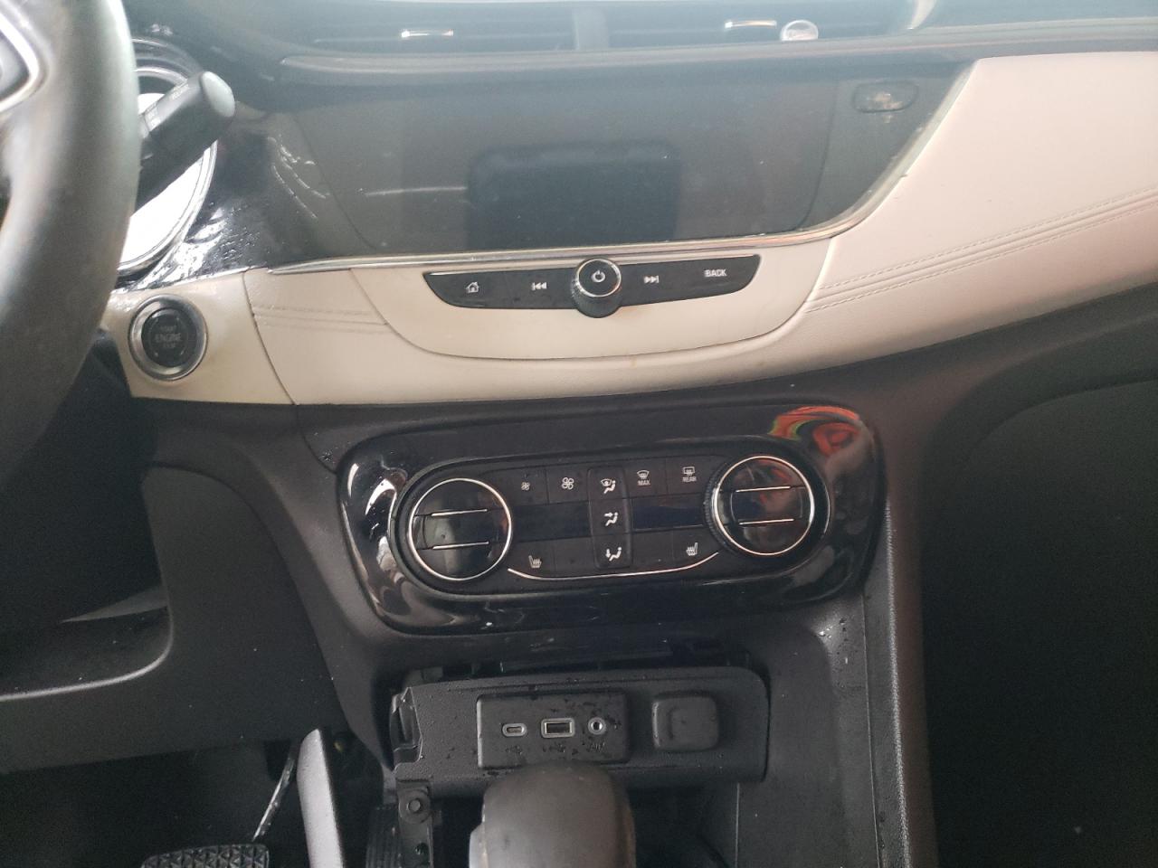 Photo 9 from auction – 2021 BUICK ENCORE GX with VIN KL4MMDS2XMB071657