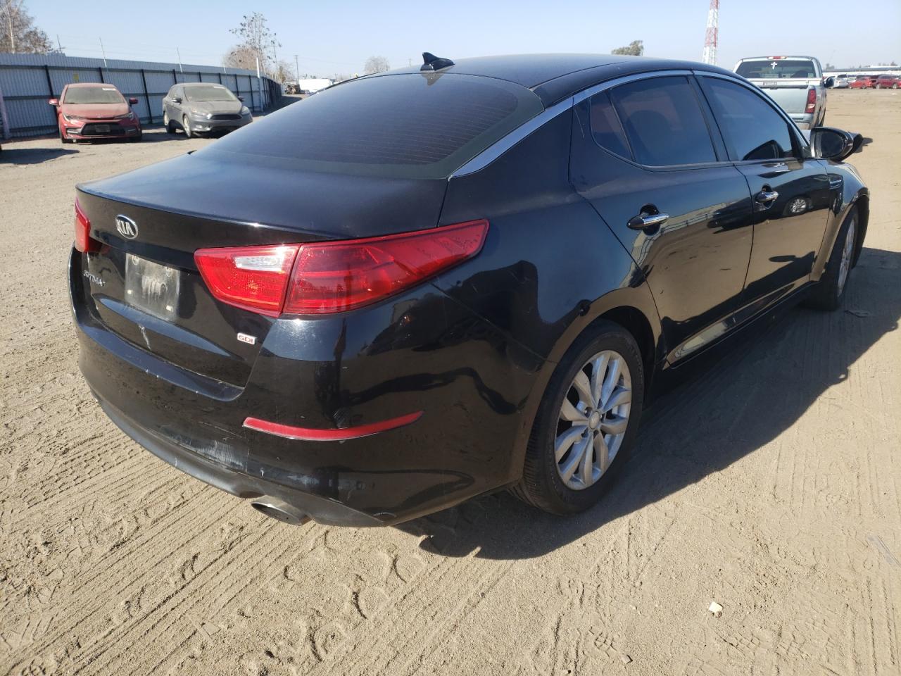 Photo 4 from auction – 2015 KIA OPTIMA LX with VIN 5XXGM4A77FG451729