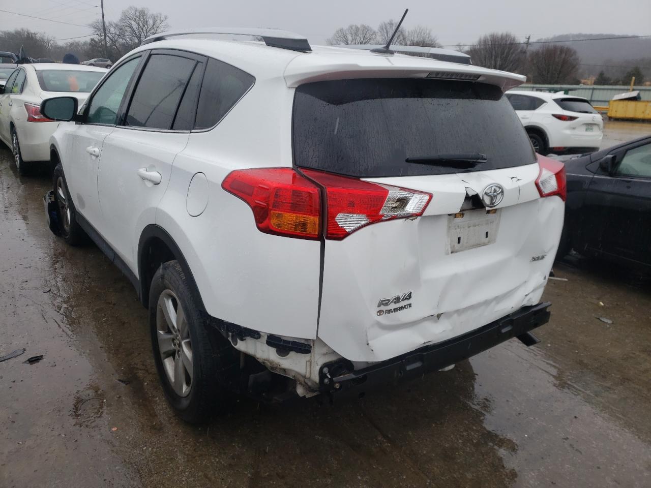 Photo 3 from auction – 2015 TOYOTA RAV4 XLE with VIN 2T3WFREV4FW168620