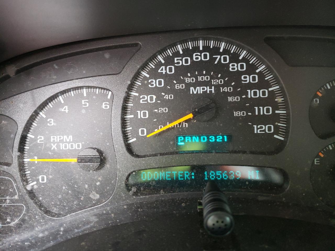 Photo 8 from auction – 2004 CHEVROLET SILVERADO with VIN 1GCEK19T34E171532