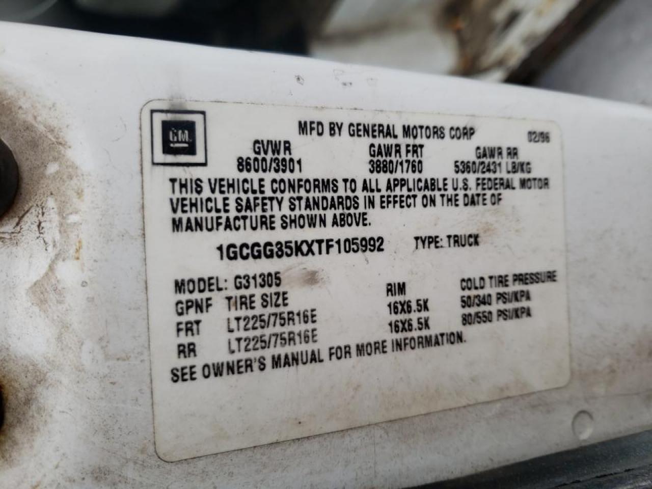 Photo 10 from auction – 1996 CHEVROLET VAN G3500 with VIN 1GCGG35KXTF105992