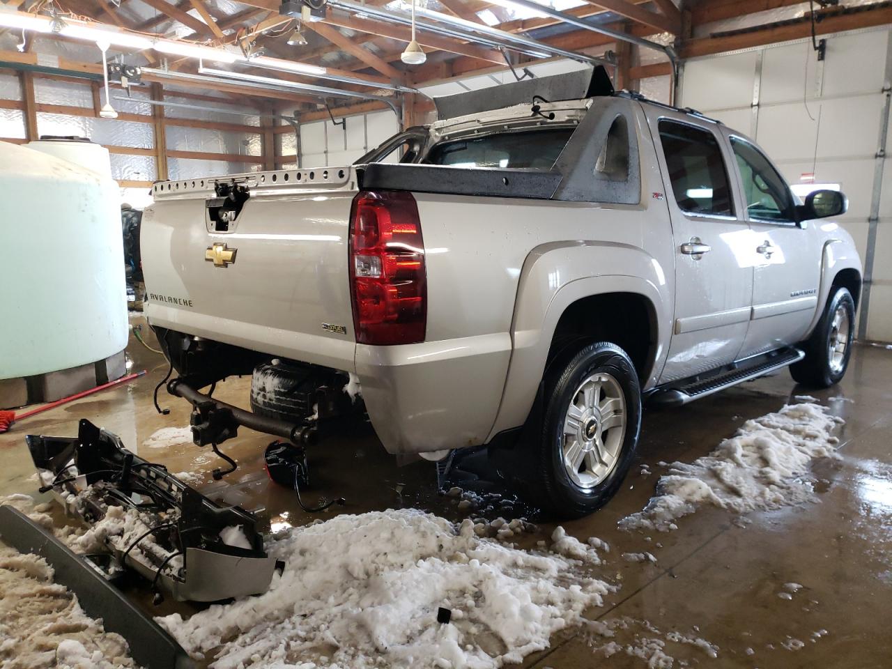 Photo 4 from auction – 2007 CHEVROLET AVALANCHE with VIN 3GNFK12377G260264
