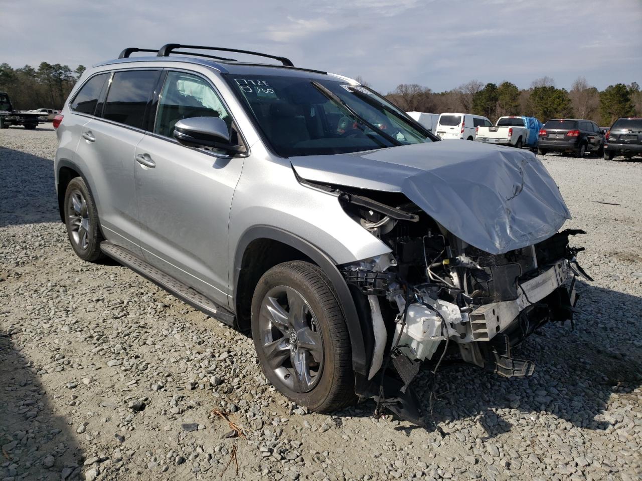 Photo 1 from auction – 2019 TOYOTA HIGHLANDER with VIN 5TDYZRFH2KS319328