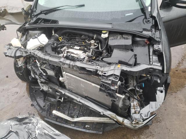 Photo 7 from auction – 2017 FORD FOCUS SE with VIN 1FADP3FE6HL313443
