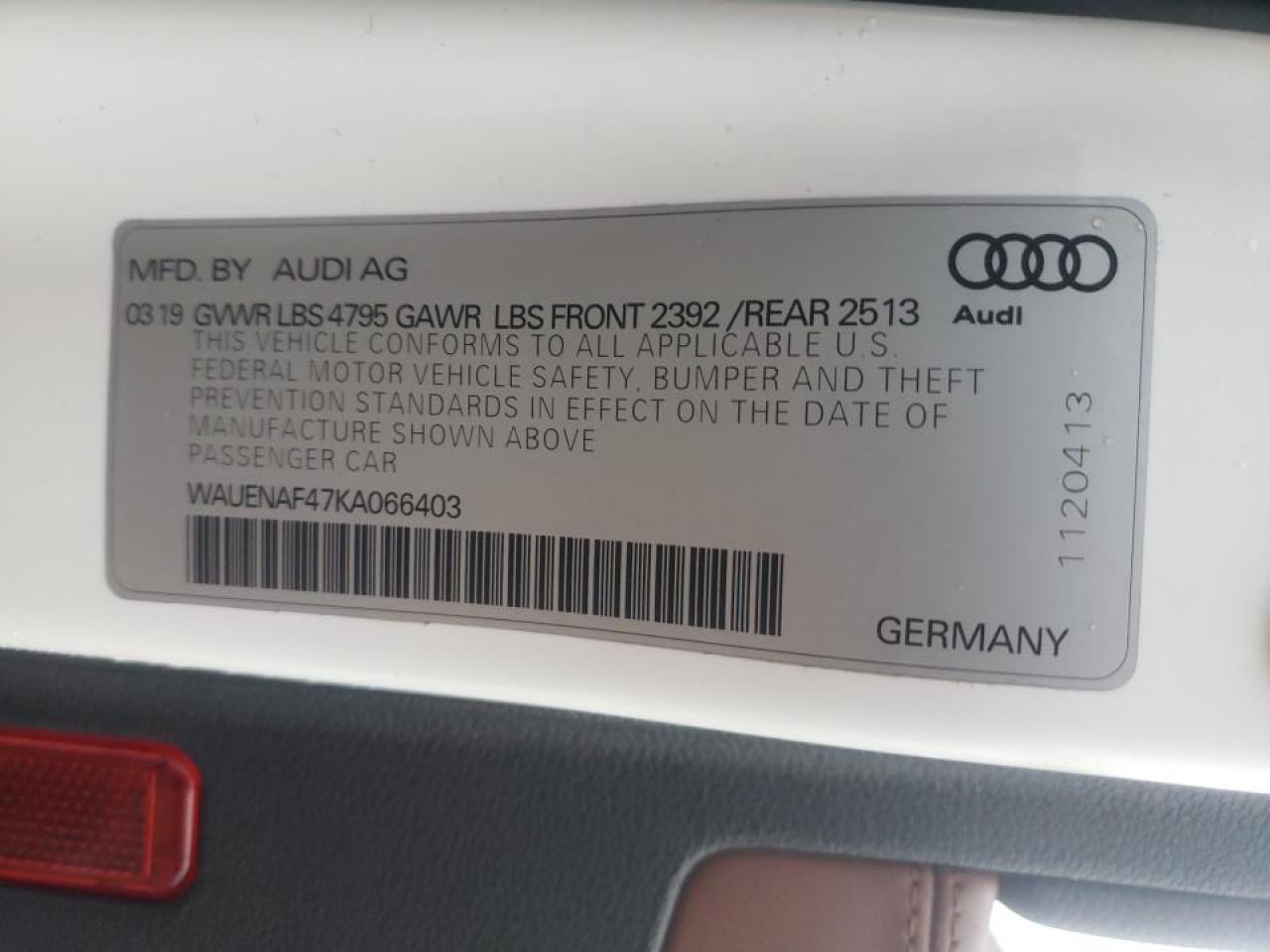 Photo 10 from auction – 2019 AUDI A4 PREMIUM with VIN WAUENAF47KA066403