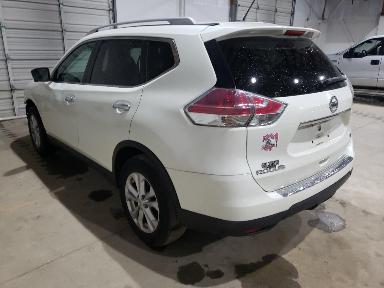Photo 3 from auction – 2015 NISSAN ROGUE S with VIN 5N1AT2MTXFC841466