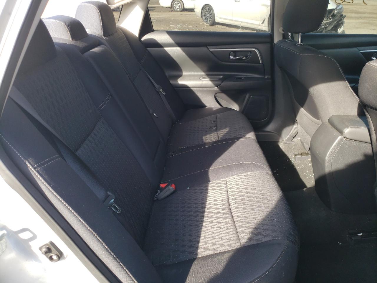 Photo 6 from auction – 2016 NISSAN ALTIMA 2.5 with VIN 1N4AL3AP3GC223849
