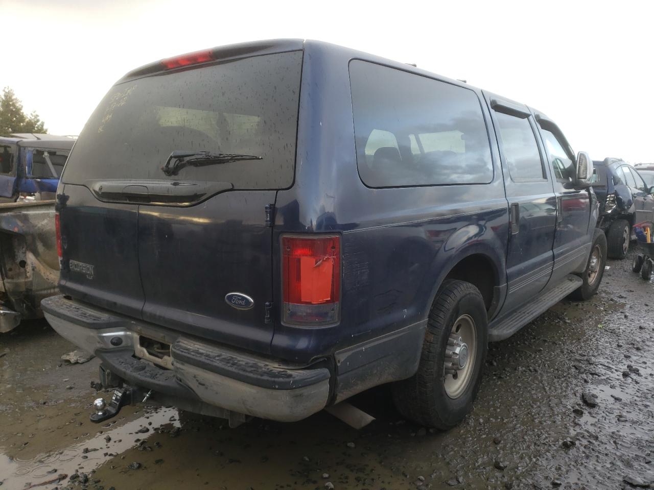 Photo 4 from auction – 2005 FORD EXCURSION with VIN 1FMNU40L65EC01760