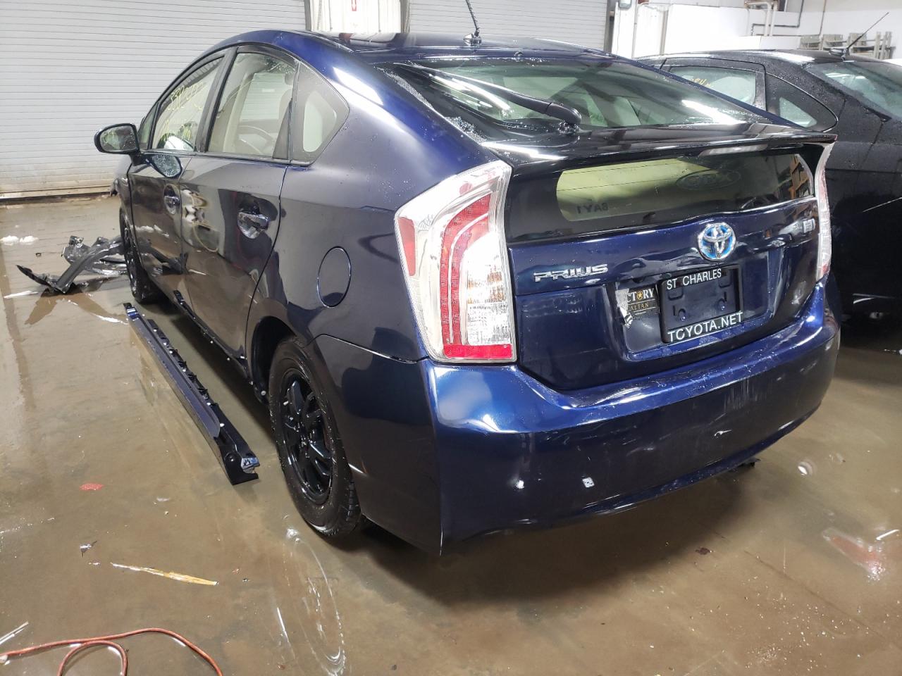 Photo 3 from auction – 2015 TOYOTA PRIUS with VIN JTDKN3DU6F2001465