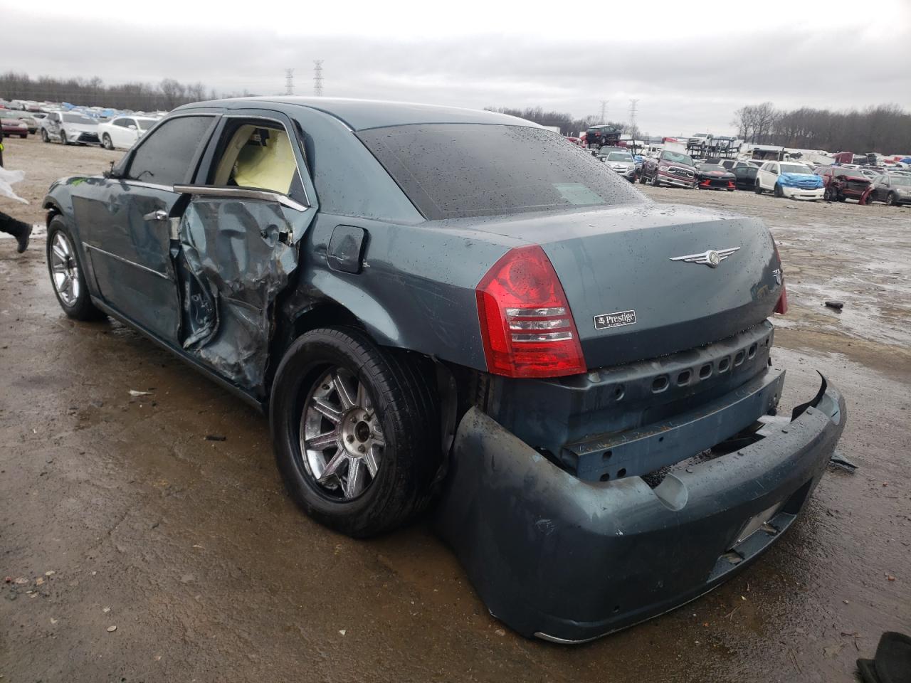 Photo 3 from auction – 2005 CHRYSLER 300C with VIN 2C3AA63H15H576628