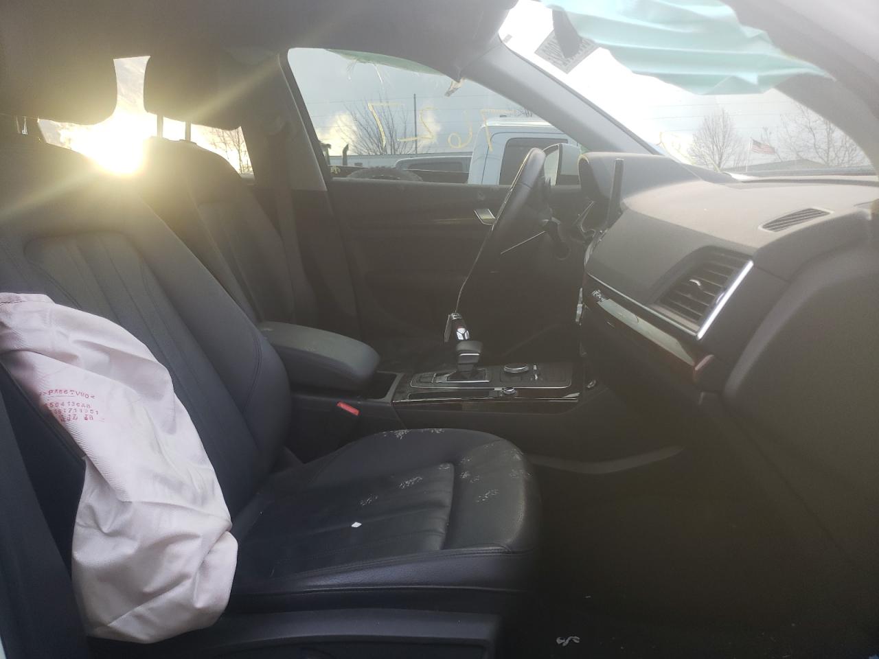 Photo 5 from auction – 2018 AUDI Q5 PREMIUM with VIN WA1ANAFY9J2018568