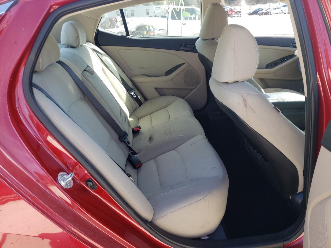 Photo 6 from auction – 2012 KIA OPTIMA LX with VIN 5XXGM4A77CG060141