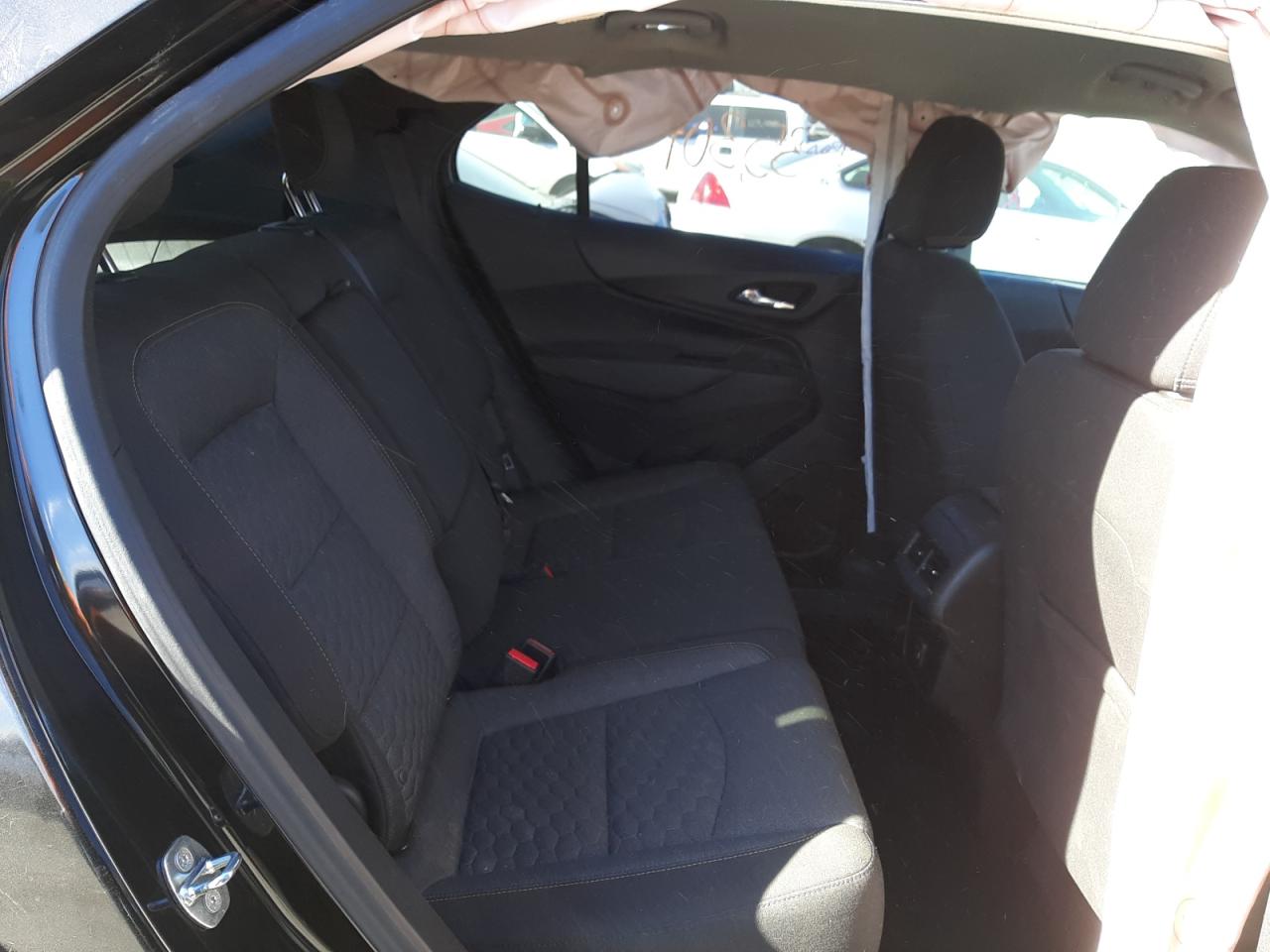 Photo 6 from auction – 2019 CHEVROLET EQUINOX LT with VIN 2GNAXTEV6K6130663