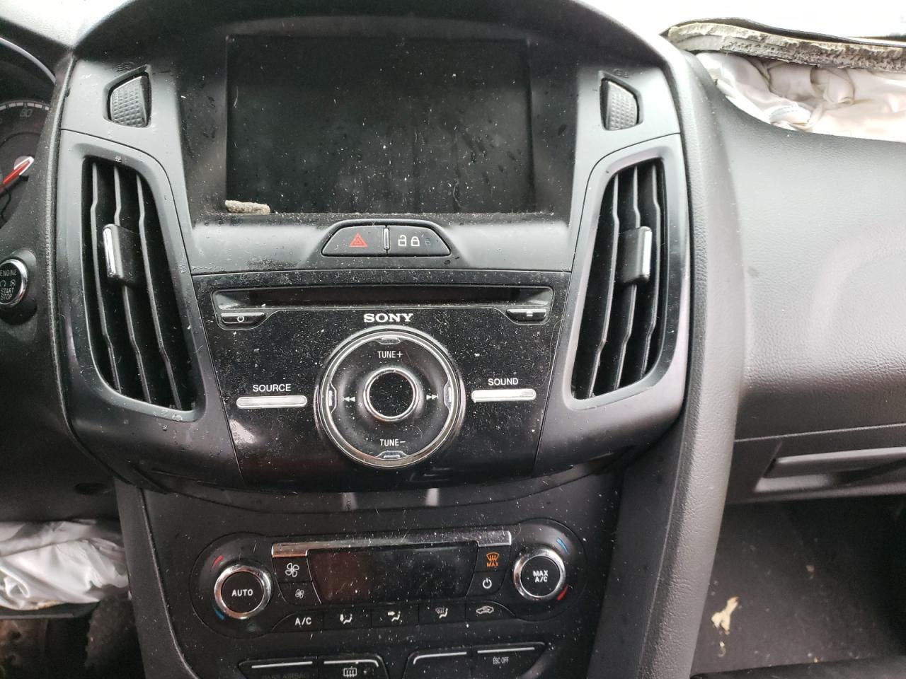 Photo 9 from auction – 2014 FORD FOCUS ST with VIN 1FADP3L97EL349421