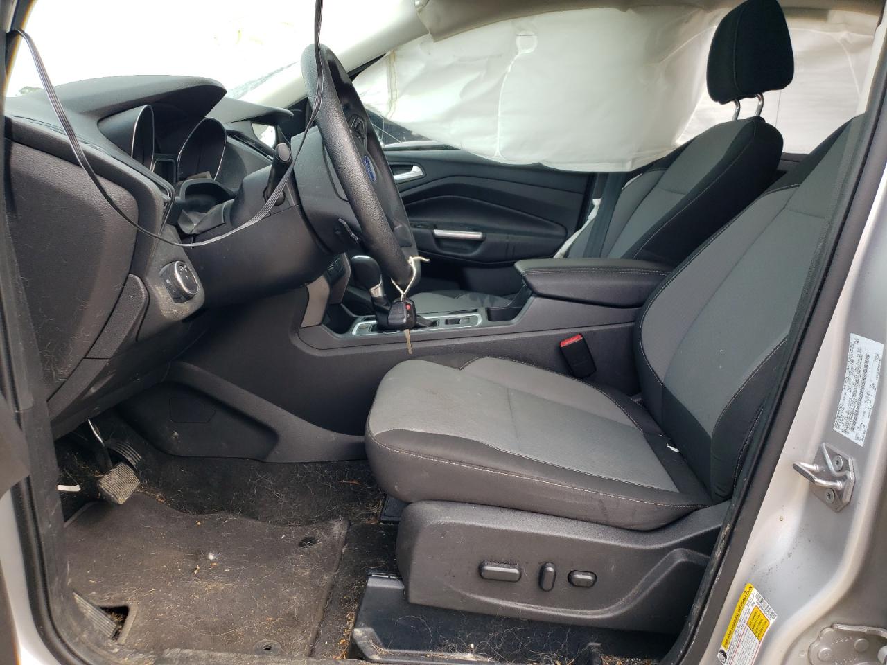 Photo 5 from auction – 2017 FORD ESCAPE SE with VIN 1FMCU9G99HUA37333