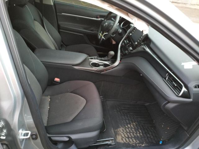 Photo 5 from auction – 2022 TOYOTA CAMRY LE with VIN 4T1C31AK7NU570681