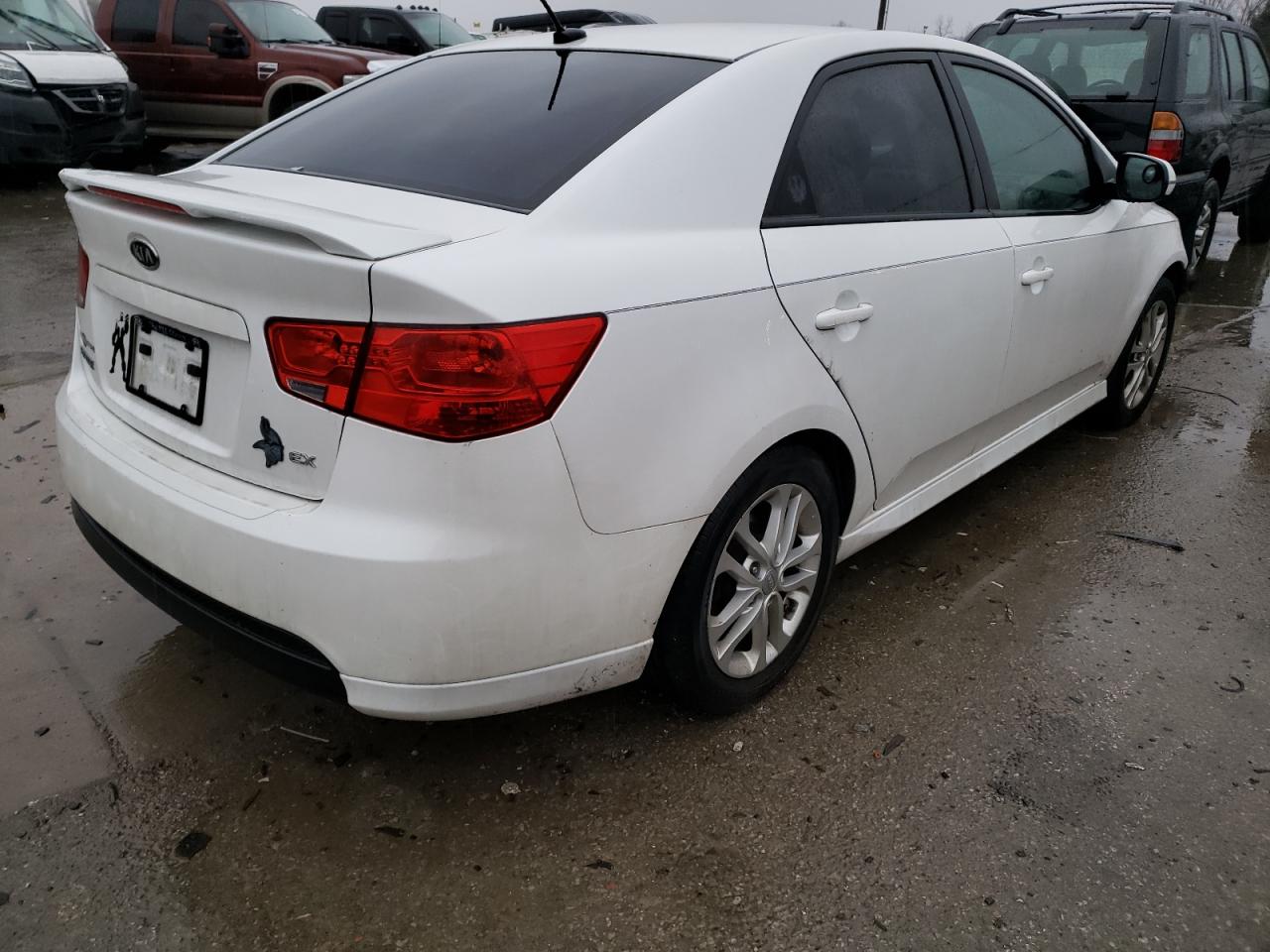 Photo 4 from auction – 2012 KIA FORTE EX with VIN KNAFU4A27C5620287