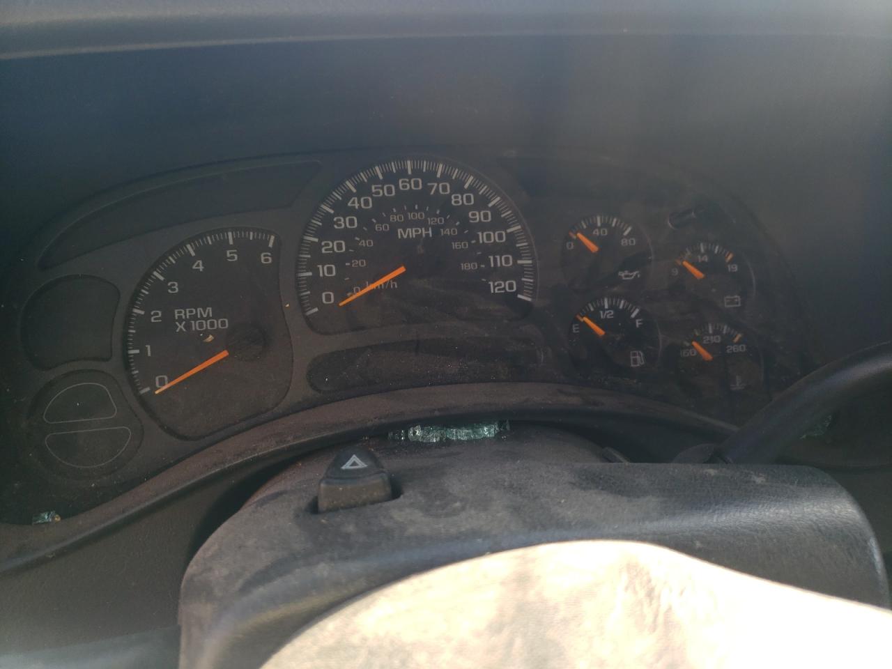 Photo 8 from auction – 2003 CHEVROLET SILVERADO with VIN 1GCEK19T53Z294918