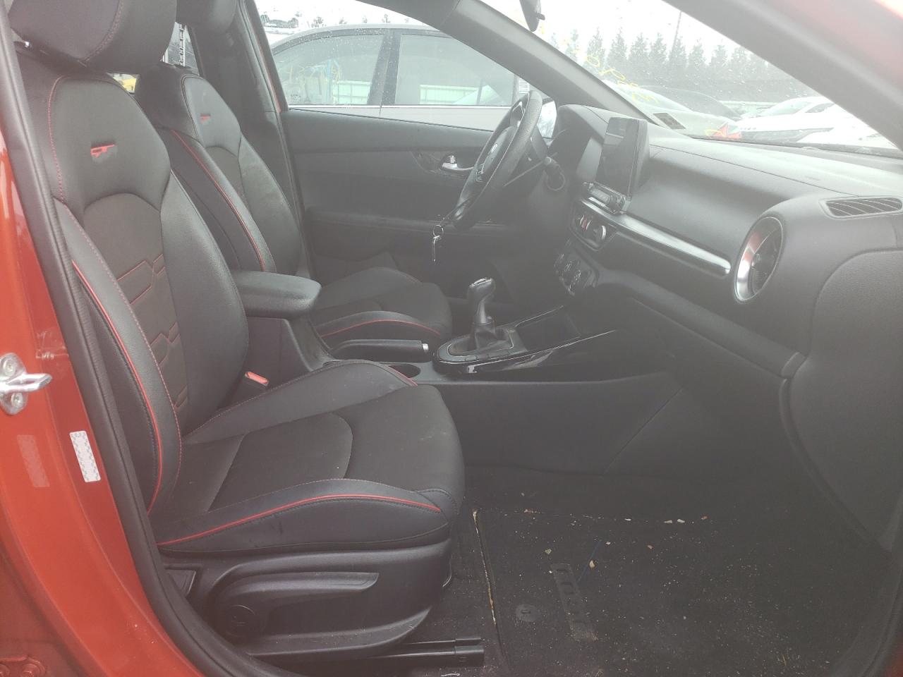 Photo 5 from auction – 2020 KIA FORTE GT with VIN 3KPF44AC3LE167771