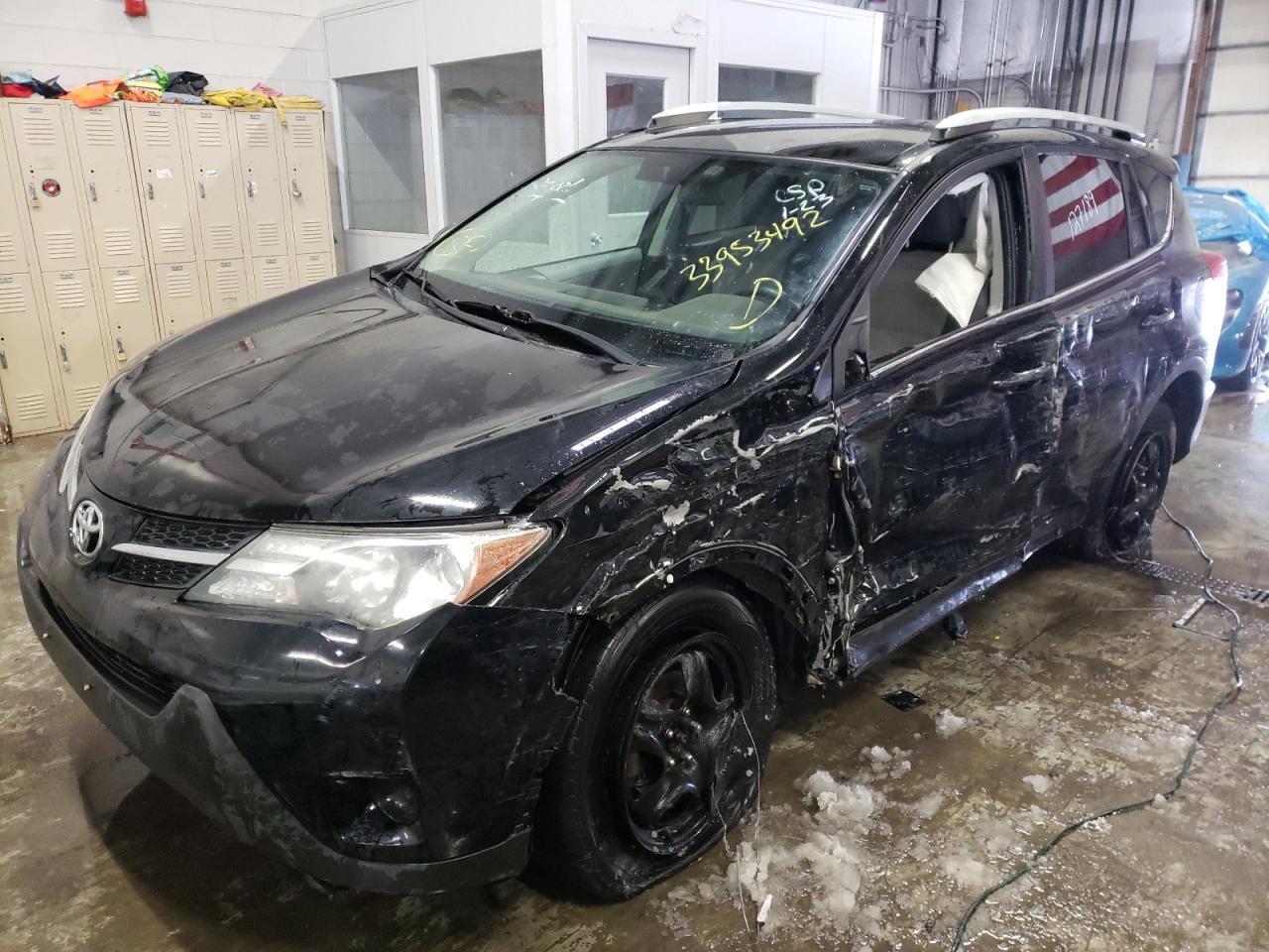 Photo 2 from auction – 2013 TOYOTA RAV4 LE with VIN 2T3BFREV4DW052314