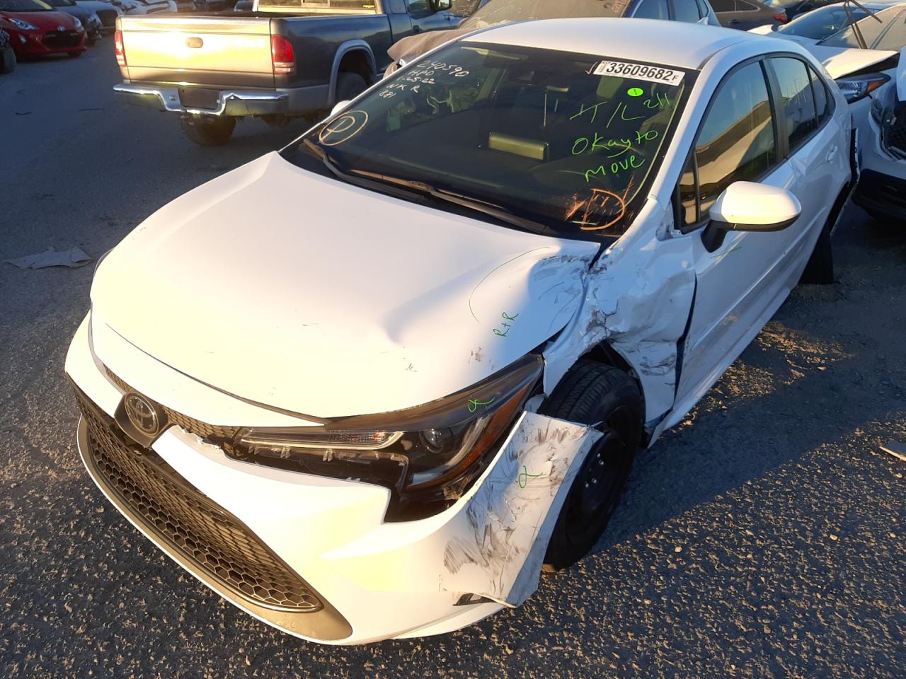 Photo 2 from auction – 2020 TOYOTA COROLLA LE with VIN 5YFEPRAE8LP055256