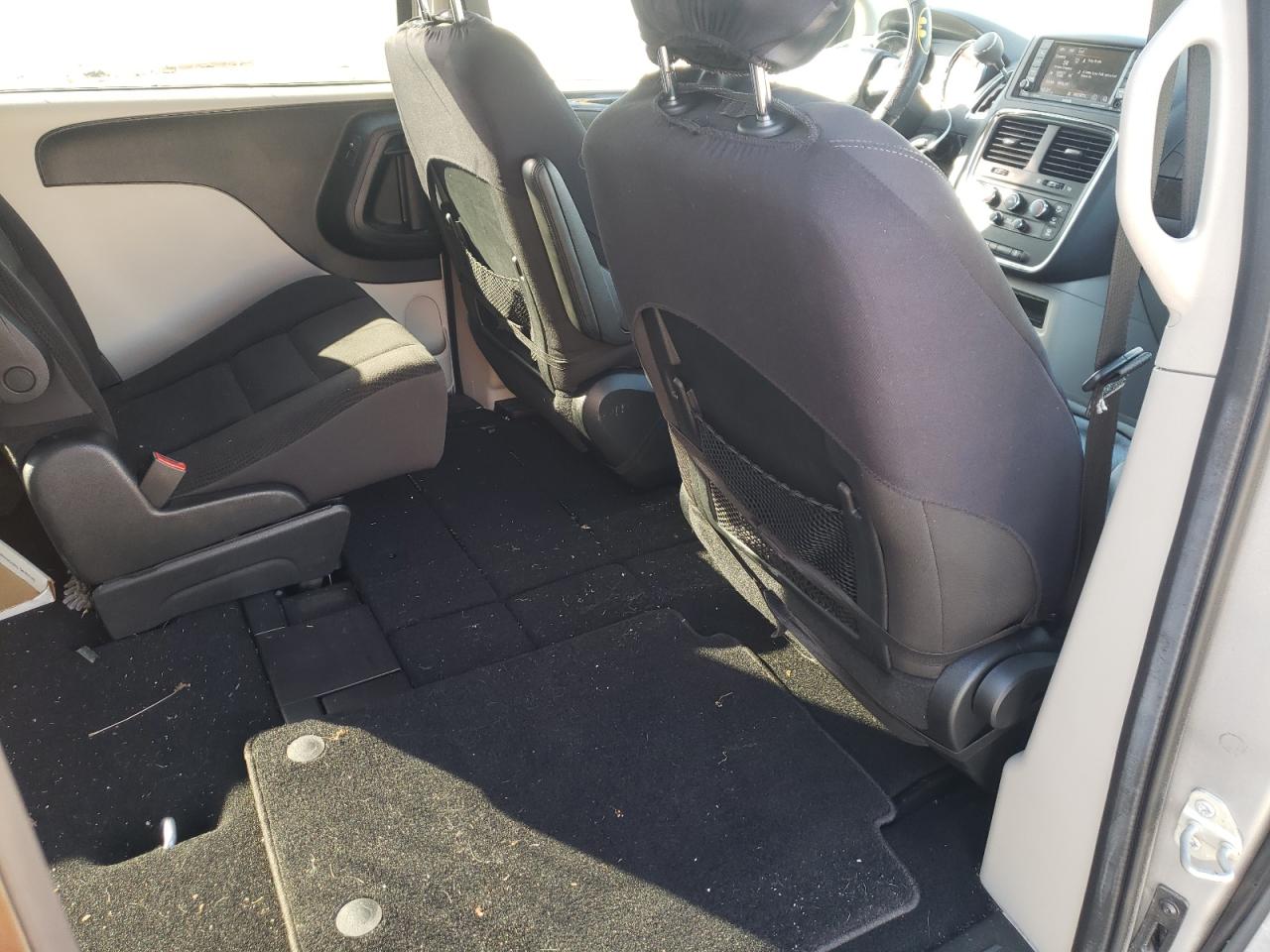 Photo 6 from auction – 2018 DODGE GRAND CARA with VIN 2C4RDGBG2JR151427