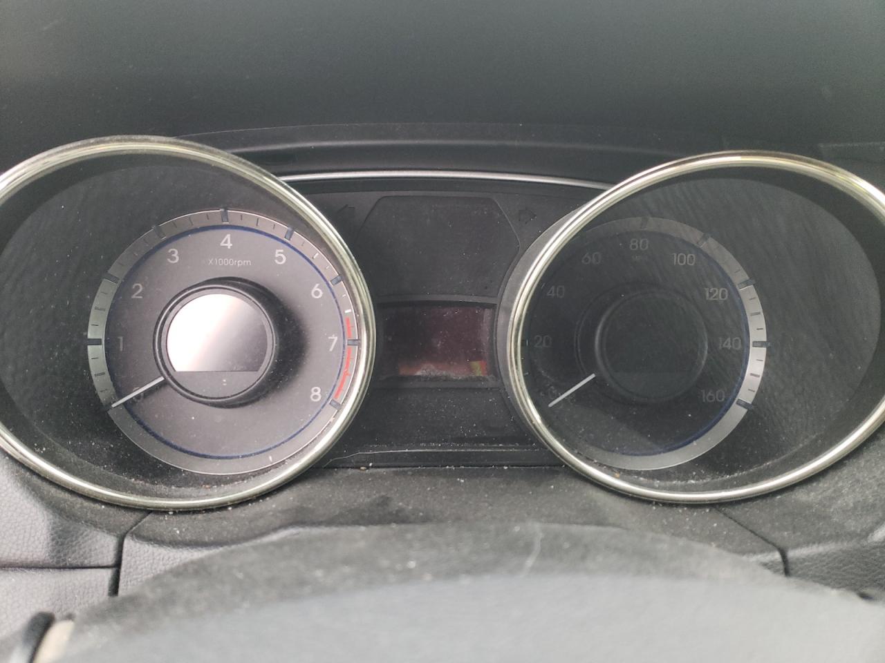 Photo 8 from auction – 2012 HYUNDAI SONATA SE with VIN 5NPEC4AB1CH482554