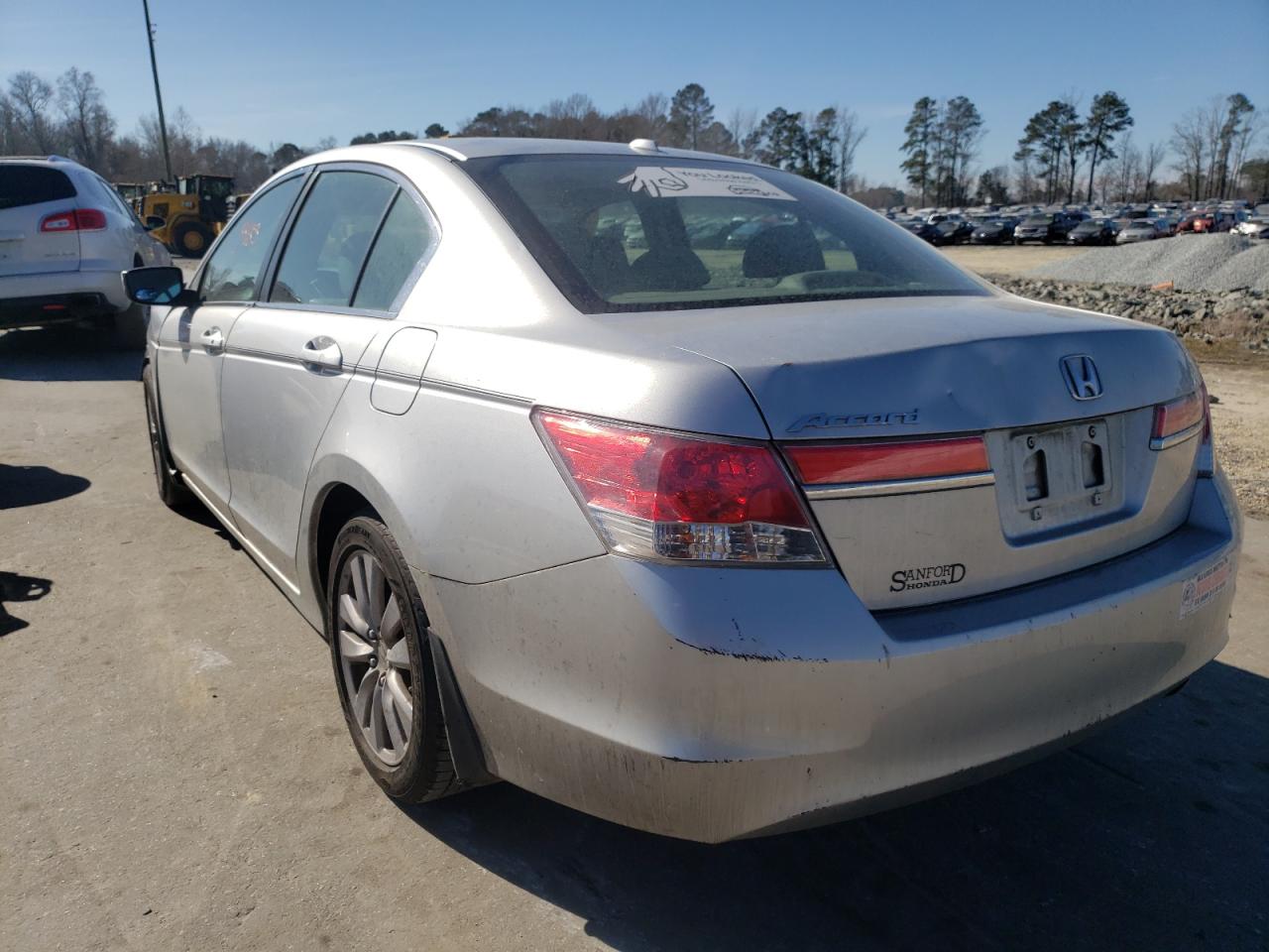 Photo 3 from auction – 2011 HONDA ACCORD EXL with VIN 1HGCP2F85BA059819