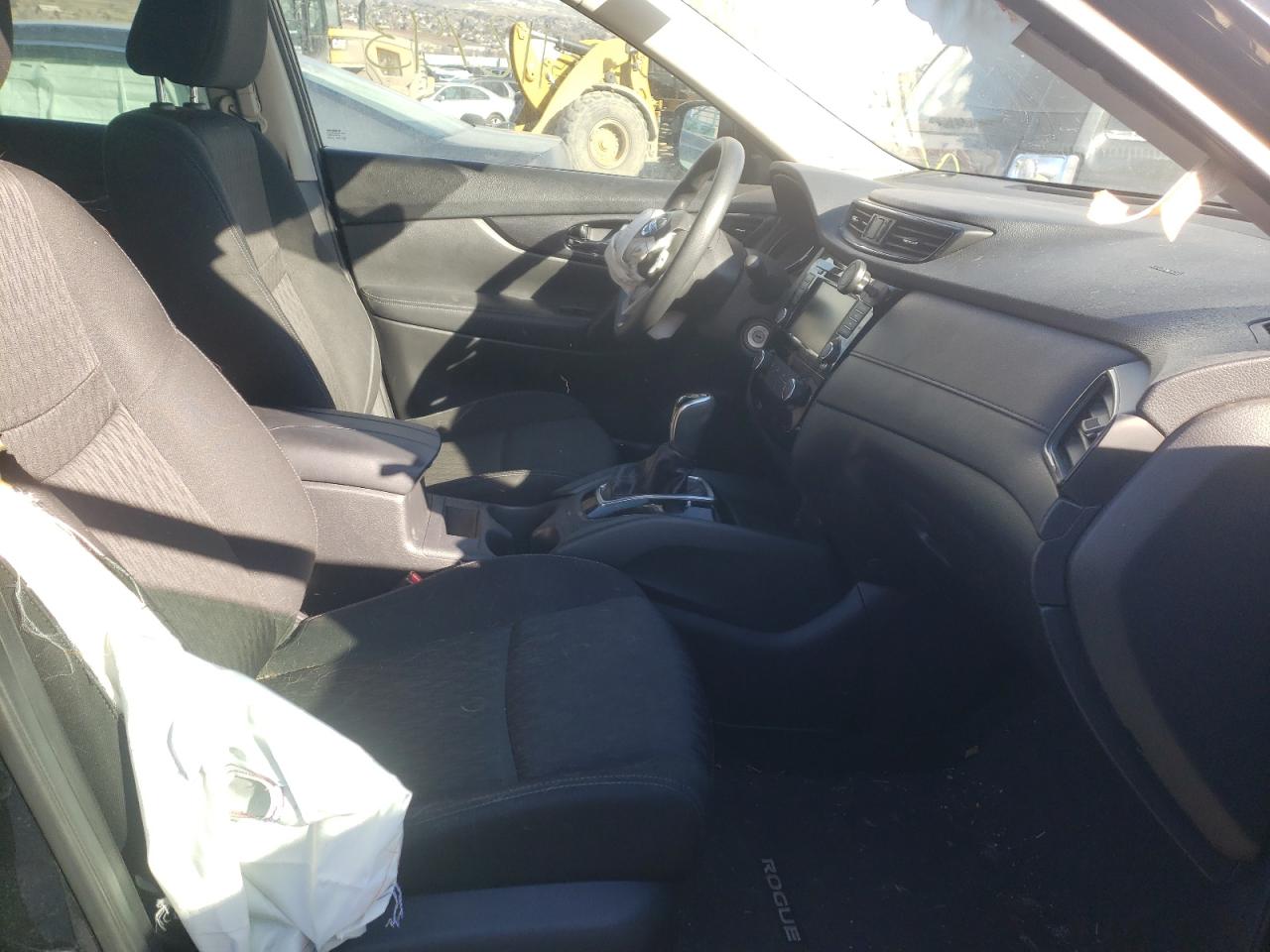 Foto 5 de la subasta – 2018 NISSAN ROGUE S con VIN KNMAT2MT2JP502769
