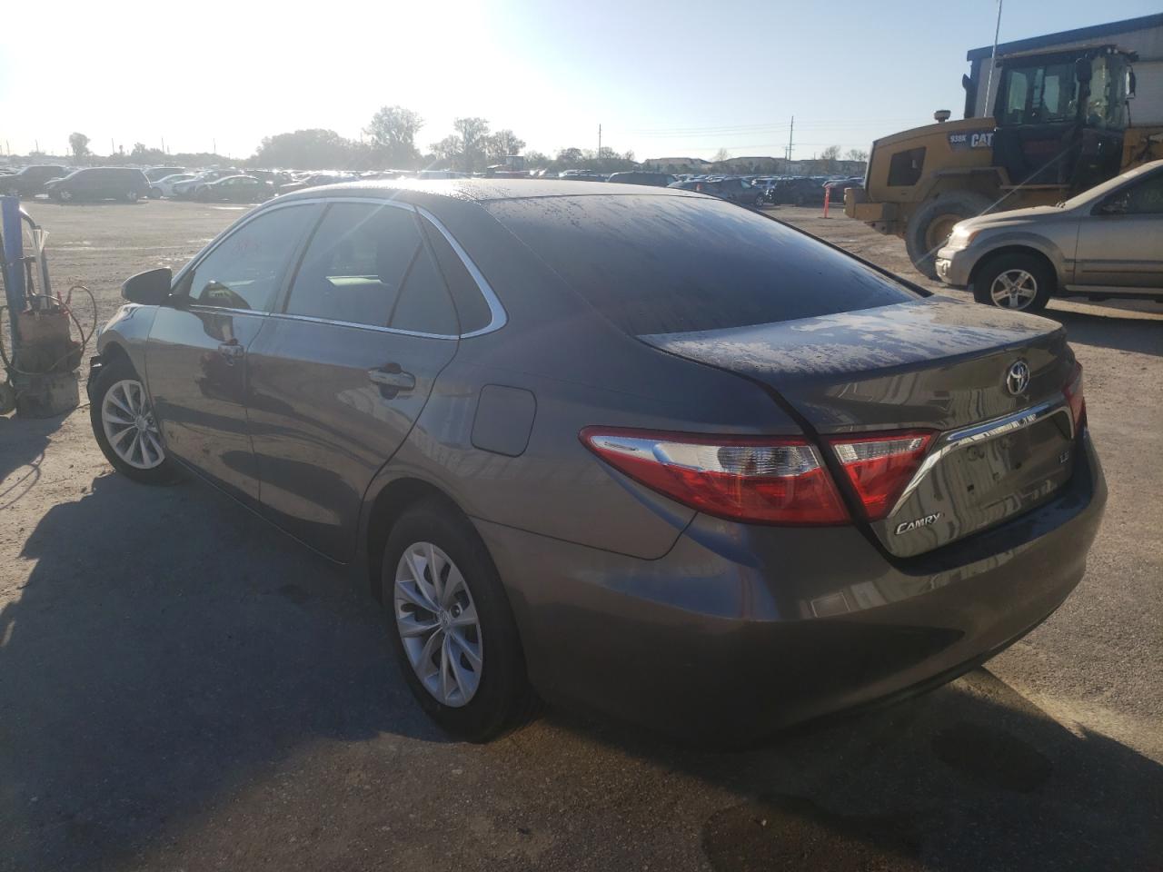 Photo 3 from auction – 2016 TOYOTA CAMRY LE with VIN 4T4BF1FK4GR559514