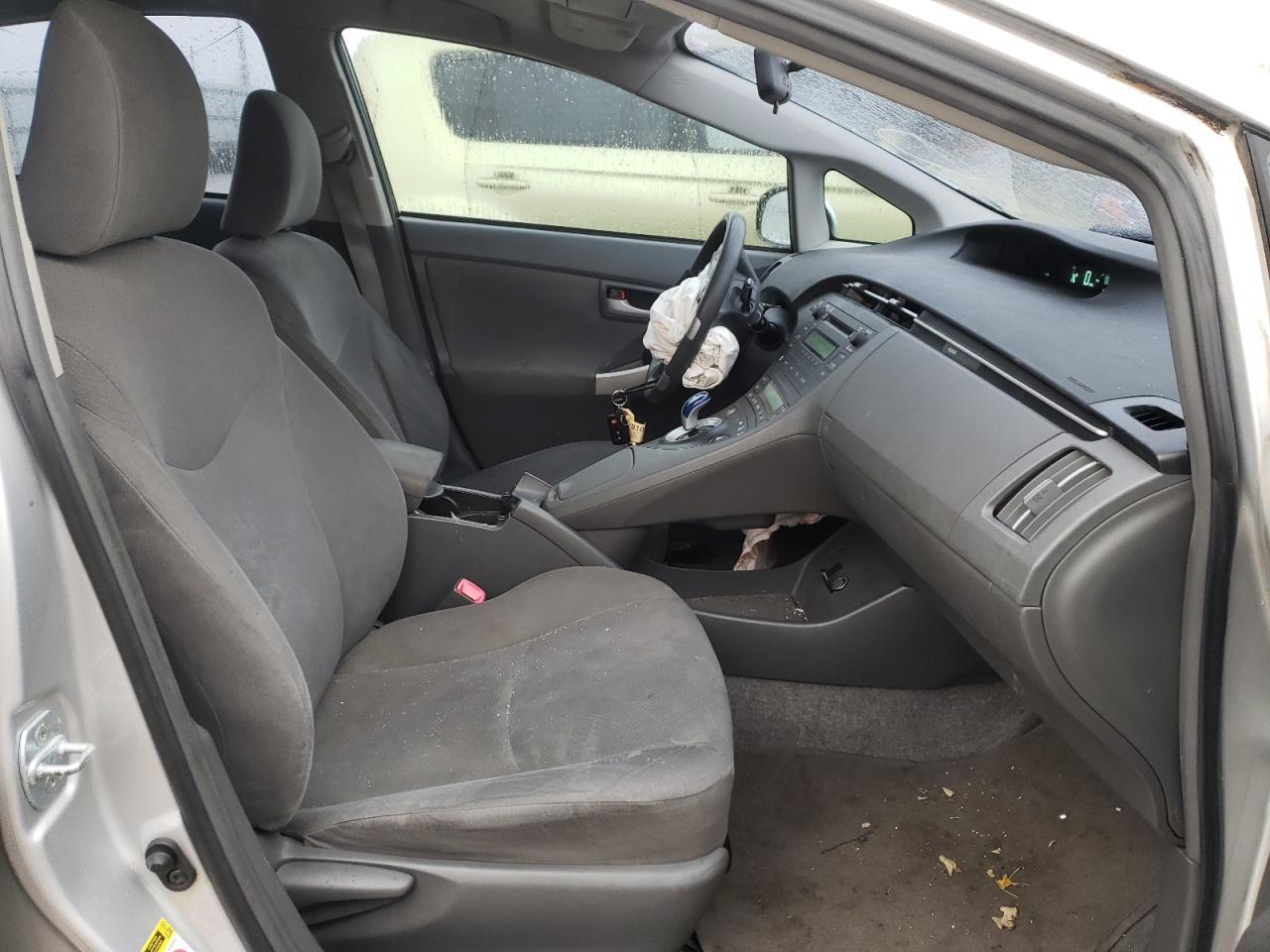 Photo 5 from auction – 2010 TOYOTA PRIUS with VIN JTDKN3DU0A0013910