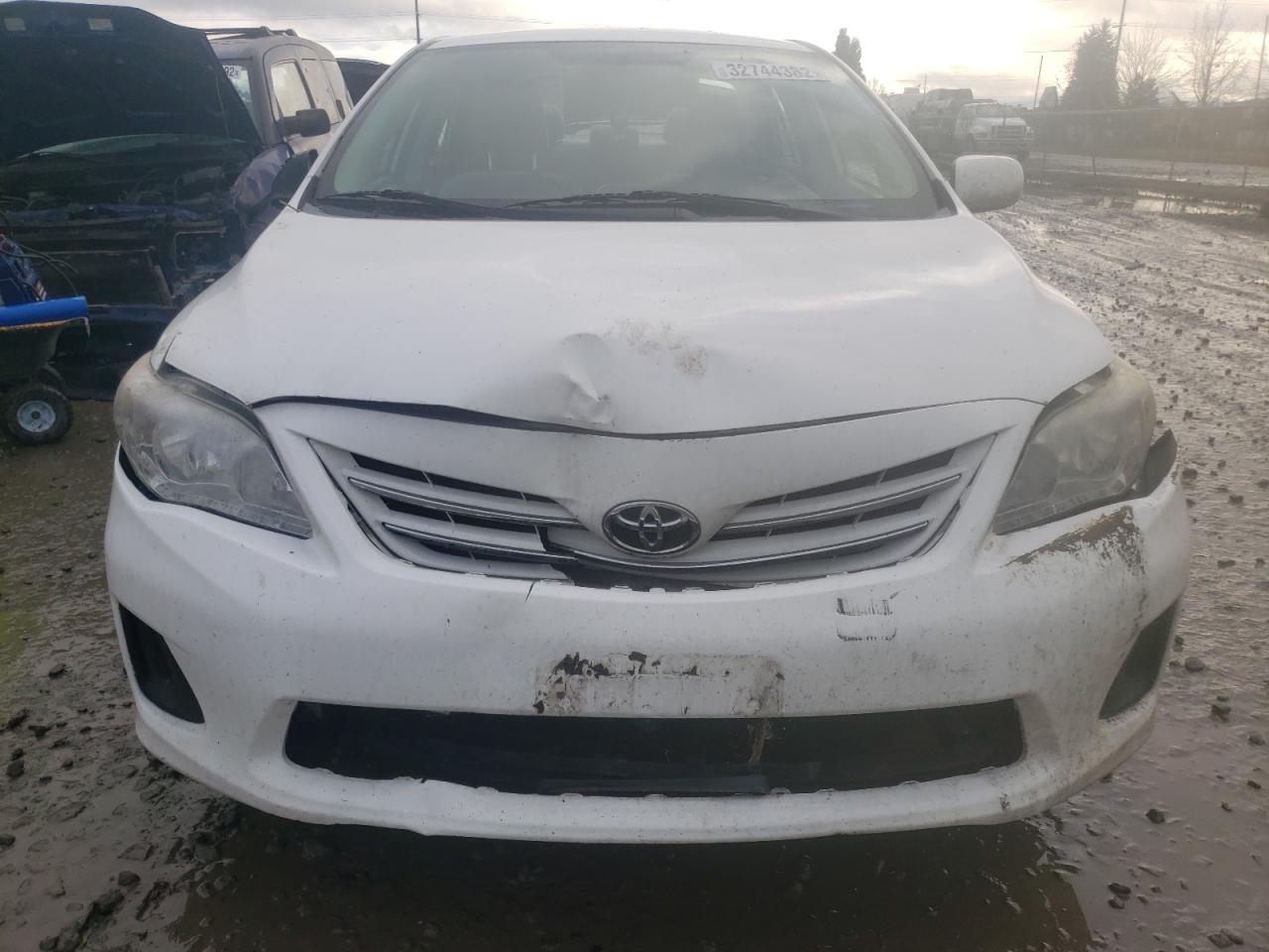 Photo 9 from auction – 2013 TOYOTA COROLLA BA with VIN 2T1BU4EE2DC989701