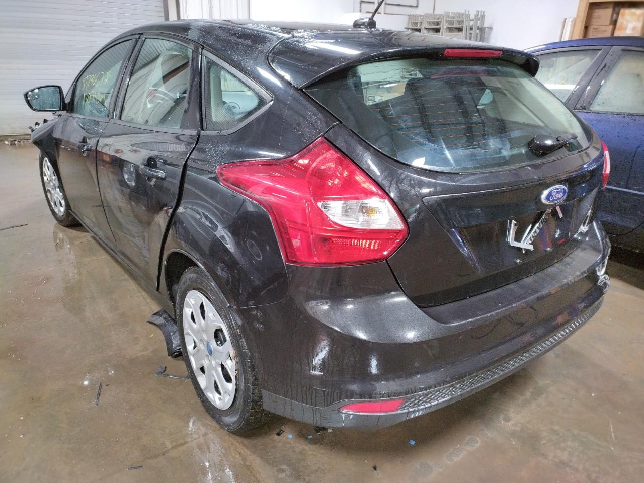 Photo 3 from auction – 2012 FORD FOCUS SE with VIN 1FAHP3K22CL346574