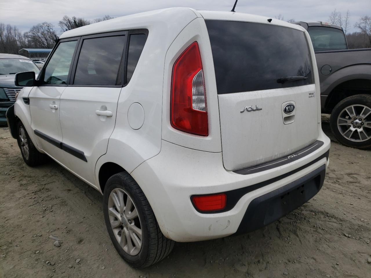 Foto 3 de la subasta – 2012 KIA SOUL + con VIN KNDJT2A62C7404018