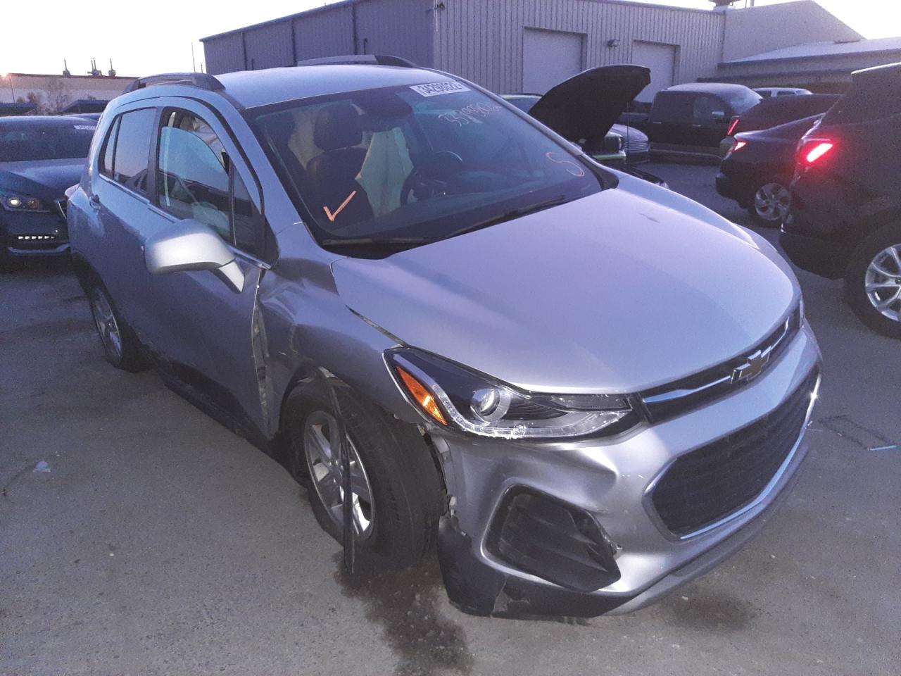 CHEVROLET TRAX 1LT 2018 z numerem VIN KL7CJLSB6JB674263 - Zdjęcie z aukcji