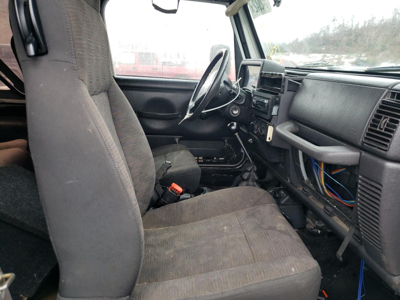 Photo 5 from auction – 2002 JEEP WRANGLER / with VIN 1J4FA39S72P748214
