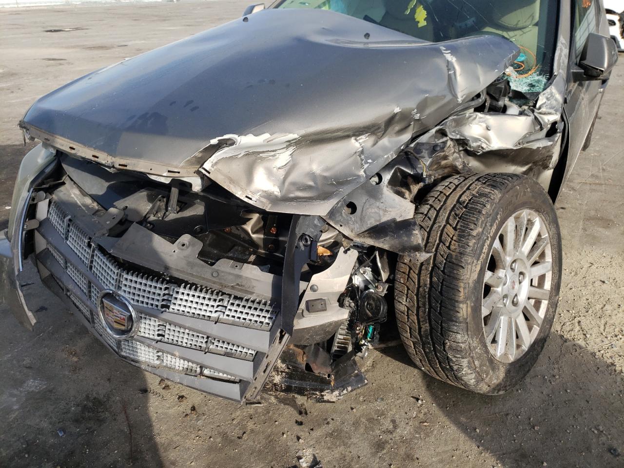 Photo 9 from auction – 2011 CADILLAC CTS LUXURY with VIN 1G6DE5EY9B0101445