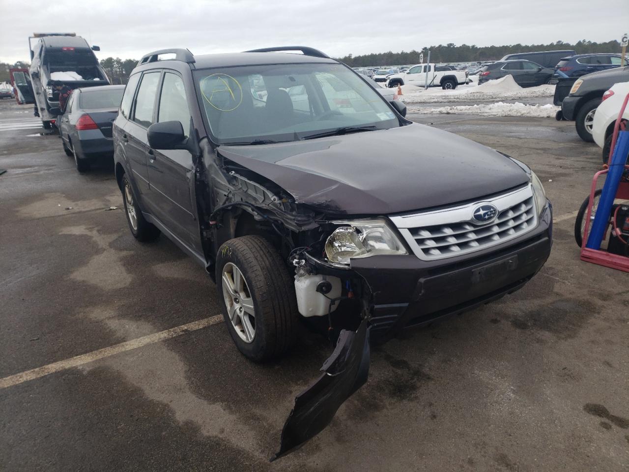 SUBARU FORESTER 2 2013 with VIN JF2SHABC9DH420010 - Photo from auction