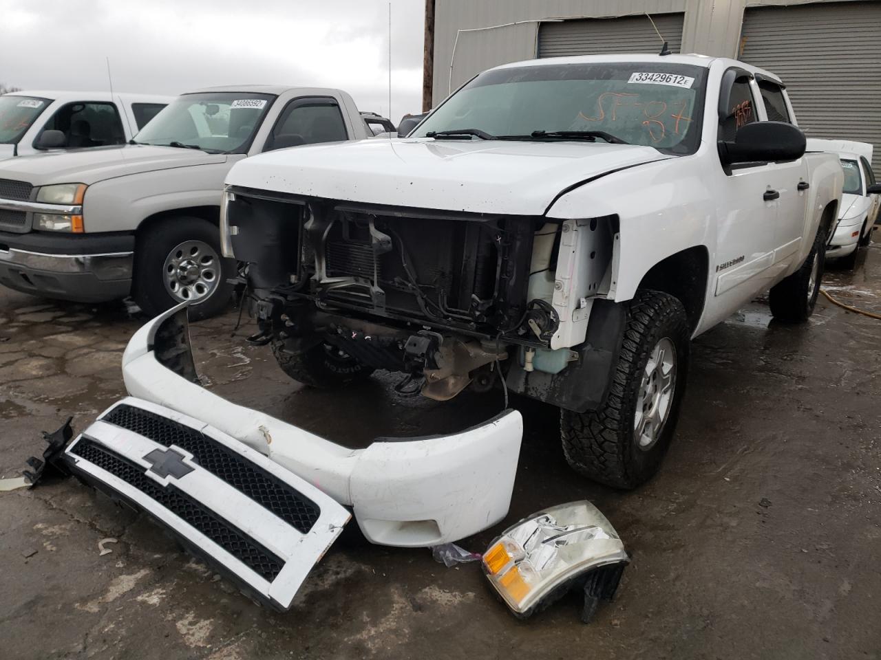 Photo 2 from auction – 2007 CHEVROLET SILVERADO with VIN 2GCEC13J871578417
