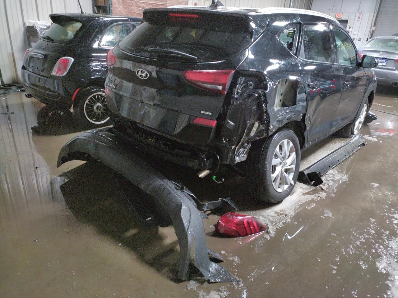 Photo 4 from auction – 2019 HYUNDAI TUCSON LIM with VIN KM8J3CA40KU028435