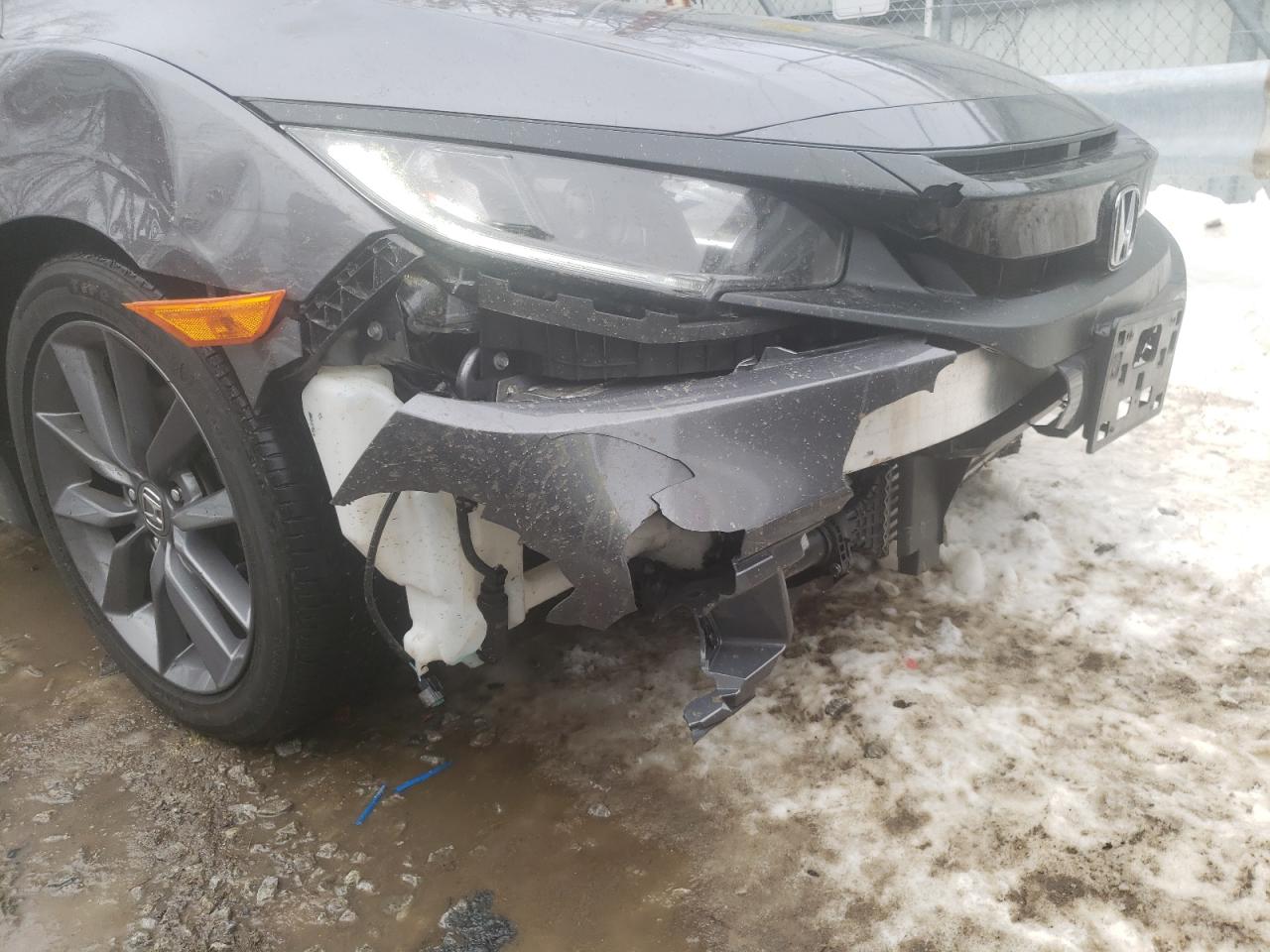 Photo 9 from auction – 2019 HONDA CIVIC EX with VIN 19XFC1F30KE202095