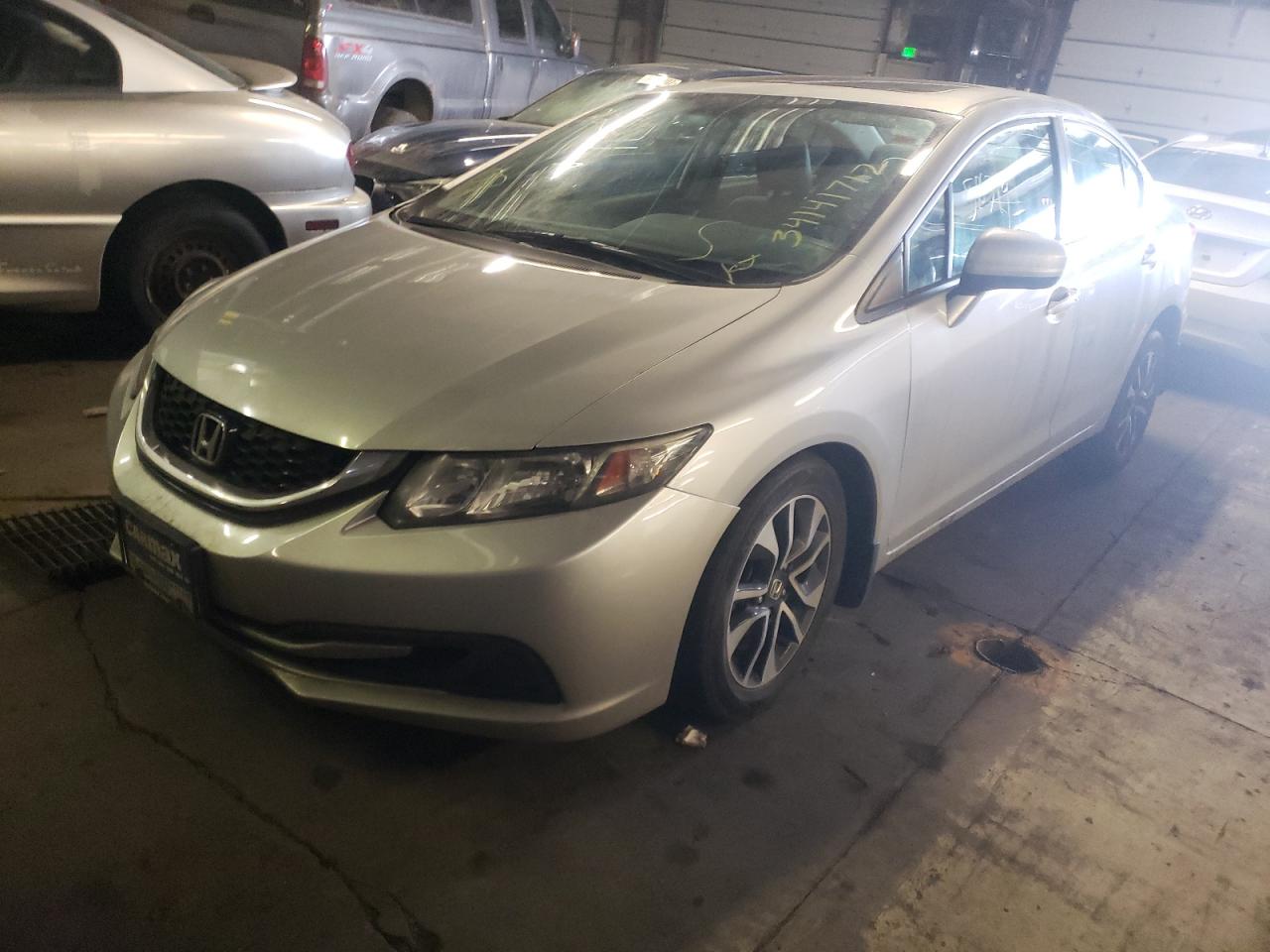 Photo 2 from auction – 2015 HONDA CIVIC EX with VIN 2HGFB2F86FH535370